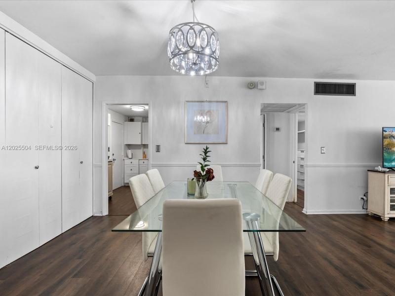 Condo for sale at Carriage Club North 222