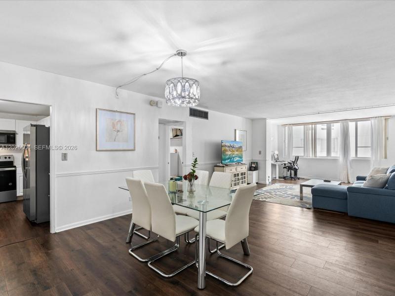 Condo for sale at Carriage Club North 222