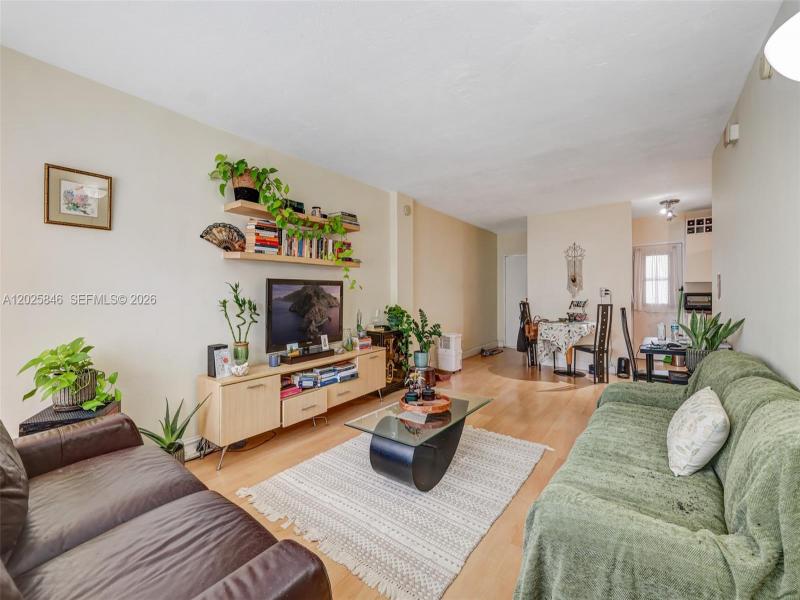 Comprar apartamento en Lincoln Towers B402