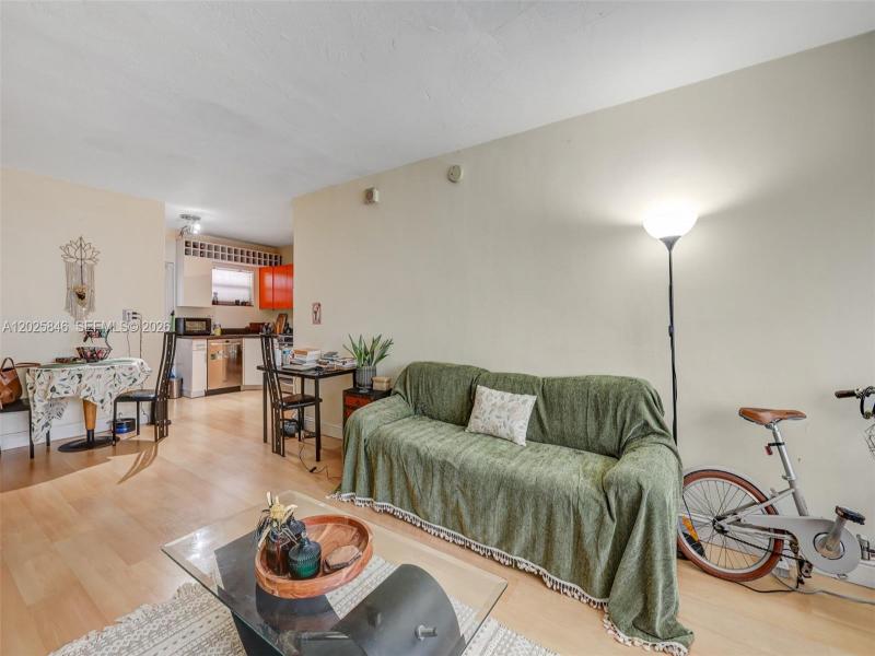Comprar apartamento en Lincoln Towers B402