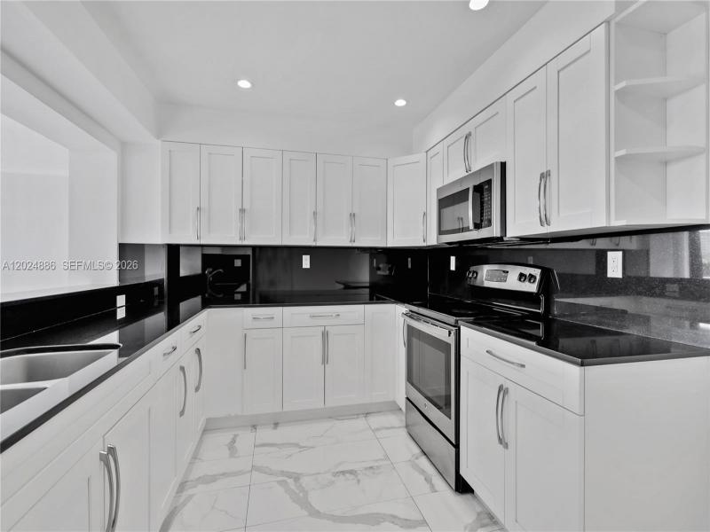 Property photo # 9