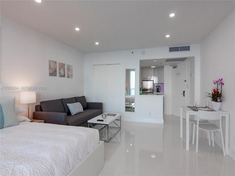 Comprar apartamento en Castle Beach Club 1730