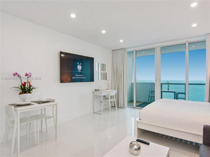 Comprar apartamento en Castle Beach Club 1730