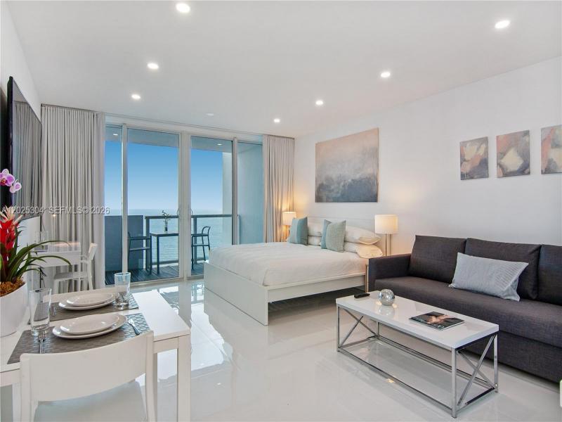 Castle Beach Club Apt #1730