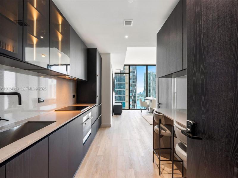 Condo for sale at E11EVEN Hotel & Residences 4504