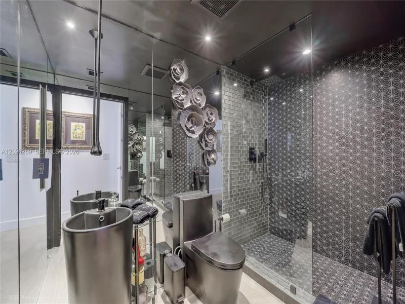 Property photo # 5