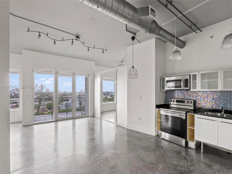 Property photo # 9