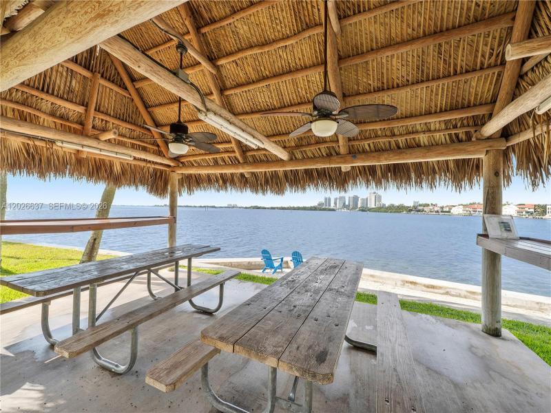 Property photo # 9