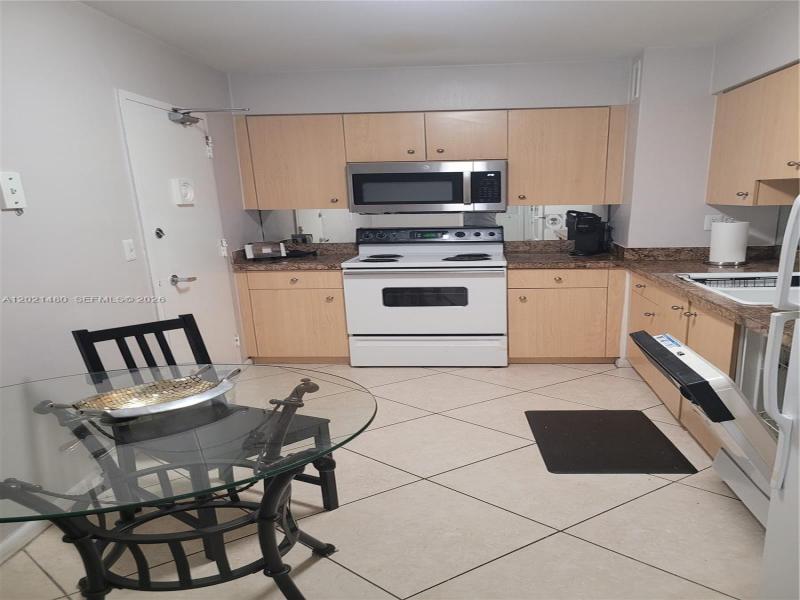 Property photo # 8