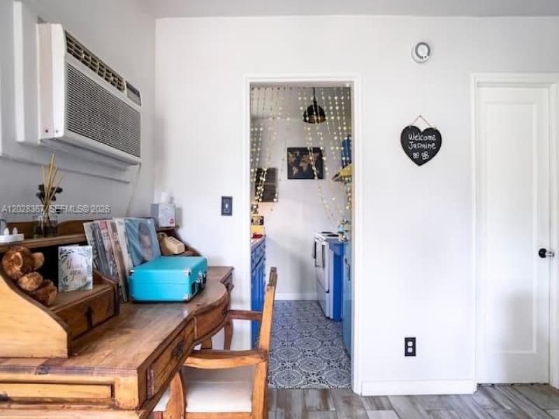 Property photo # 9