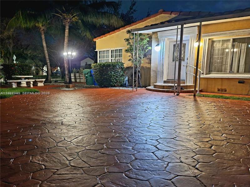Property photo # 7