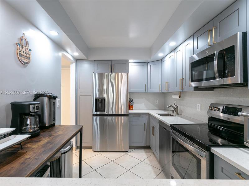 Property photo # 4