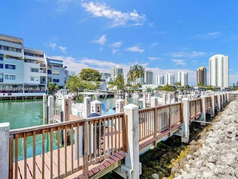Alquiler de apartamento en Coastal Towers 104