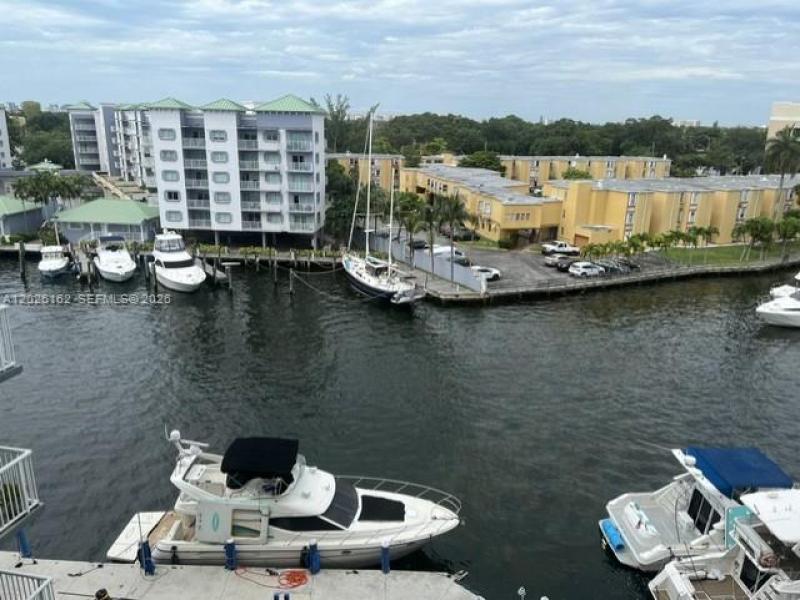 Property photo # 0