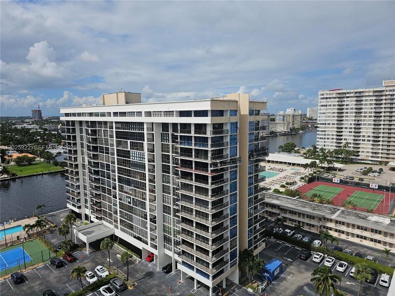 Apartment for rent at Avant Garde 408