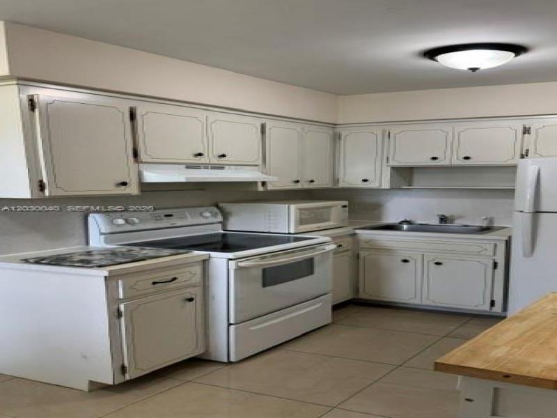 Property photo # 8