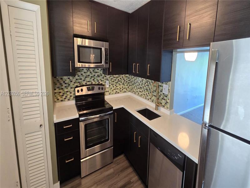 Property photo # 4