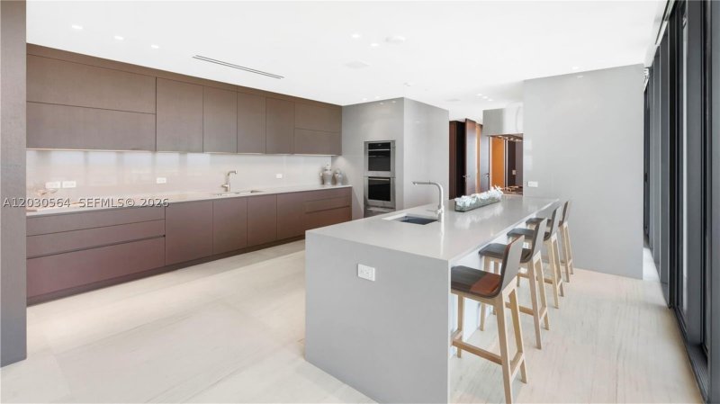 Comprar apartamento en Regalia PH-43