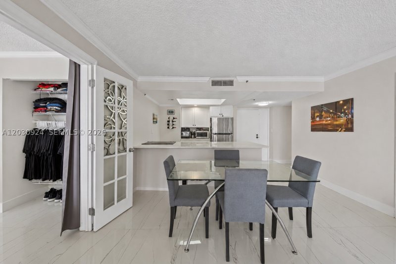 Condo for sale at Grandview Palace 1710