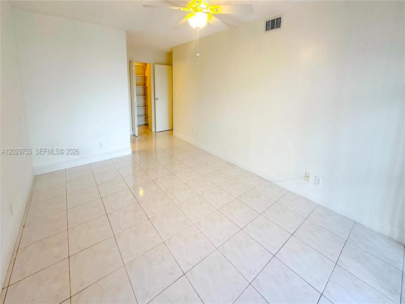 Condo for sale at Oceanview Park 323