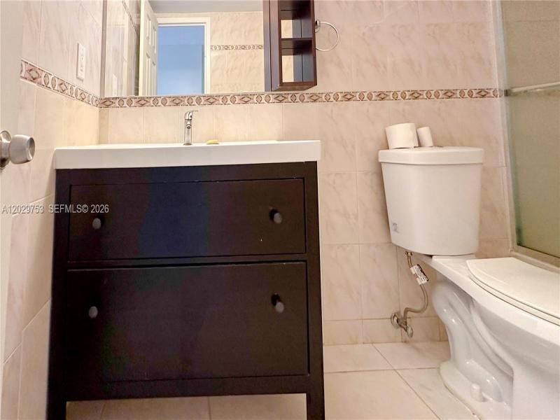 Condo for sale at Oceanview Park 323