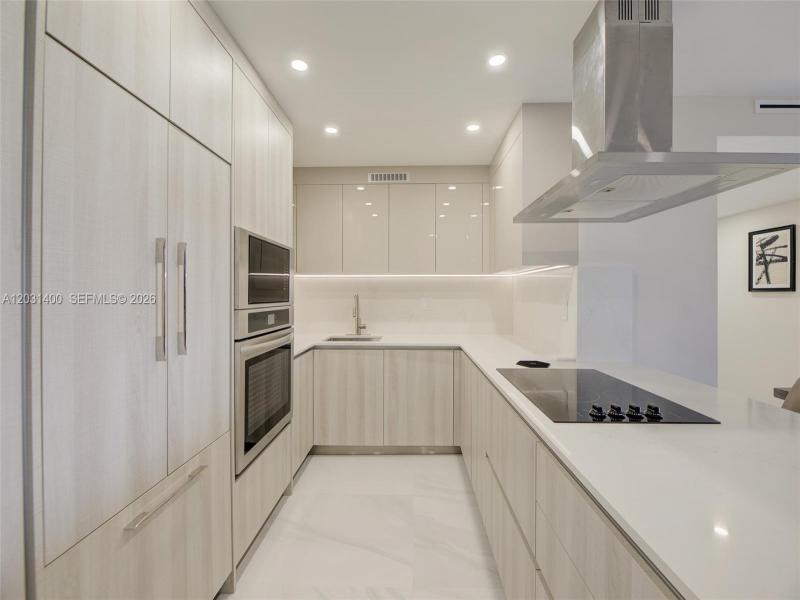Condo for sale at Olympus Towers 403
