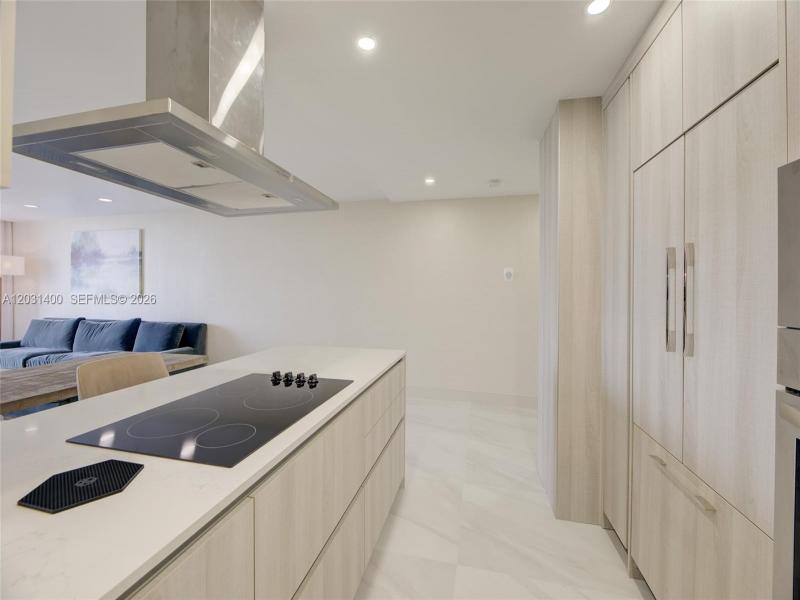 Condo for sale at Olympus Towers 403
