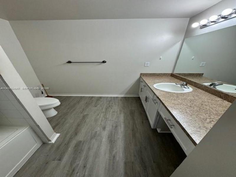Property photo # 9