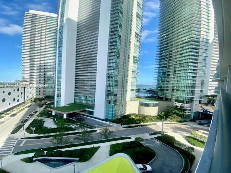 Paraiso Bayviews Apt #802