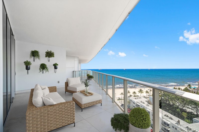 Condo for sale at Paramount Fort Lauderdale 1103
