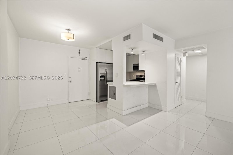 Apartment for rent at Mirador North Tower 622