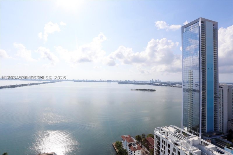 Apartment for rent at Icon Bay 3404