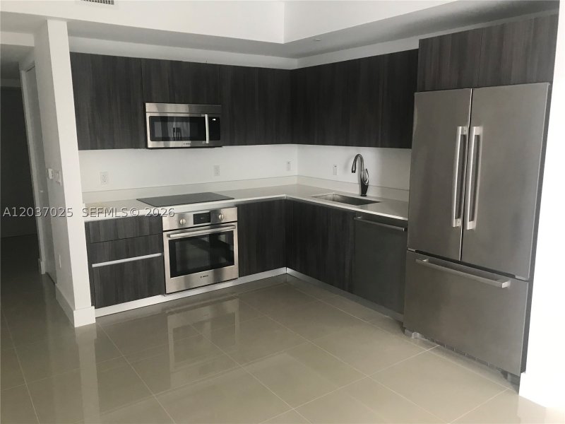 Apartment for rent at Aria on The Bay 3102