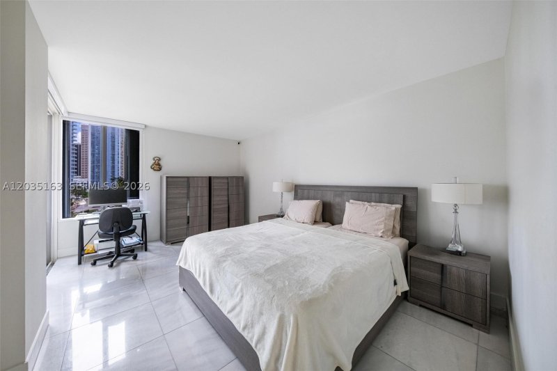 Apartment for rent at Brickell Key One A710