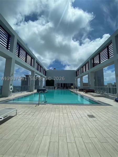Apartment for rent at Centro Condo 2405