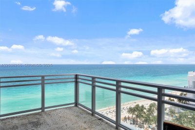 Diplomat Residences Apt #1703
