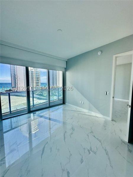 Comprar apartamento no Aurora 803