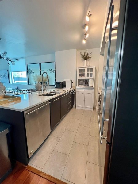 Comprar apartamento no 500 Brickell East Tower 1410