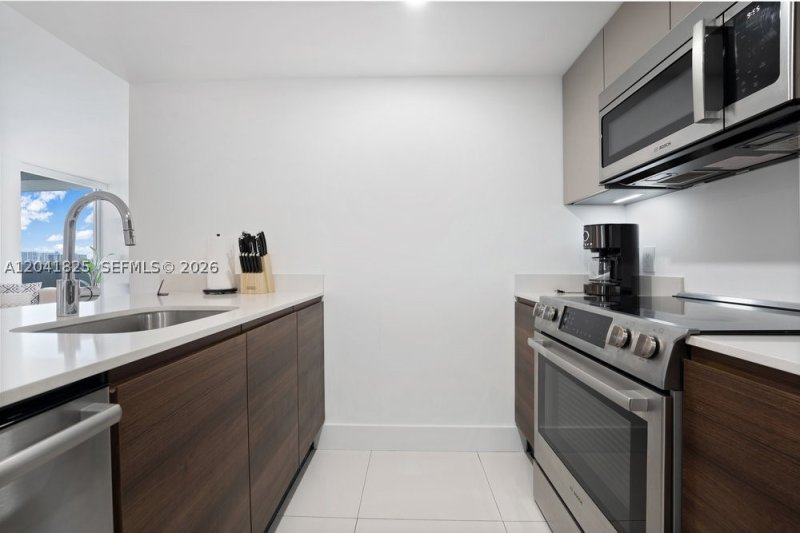 Alquiler de apartamento en The Ivory 507