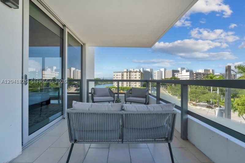 Alquiler de apartamento en The Ivory 507
