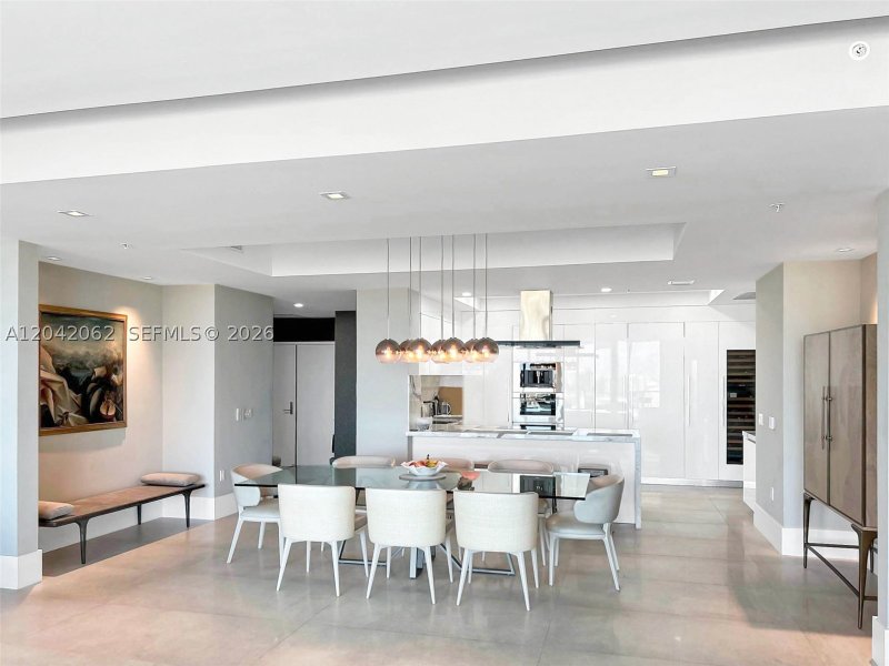 Comprar apartamento no Parque Towers at St. Tropez 5-2503