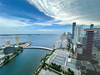 Icon Brickell Tower II Apt #4011
