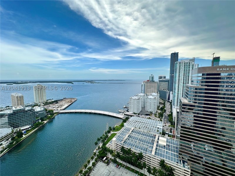 Apartment for rent at Icon Brickell Tower II 4011