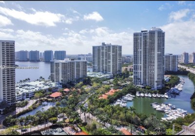 Mystic Pointe 300 Apt #1202
