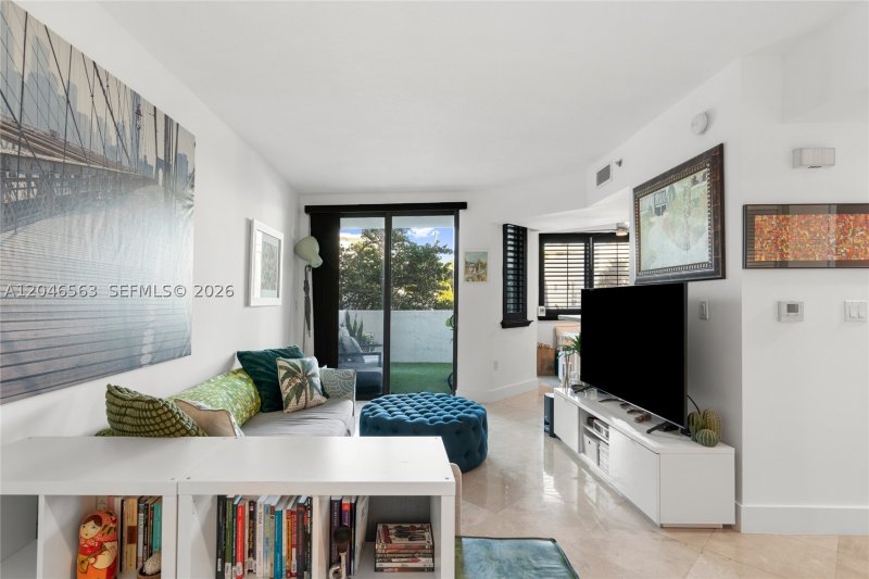 Condo for sale at Cosmopolitan 2309