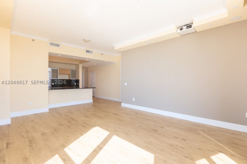Condo for sale at The Plaza Tower I 5011