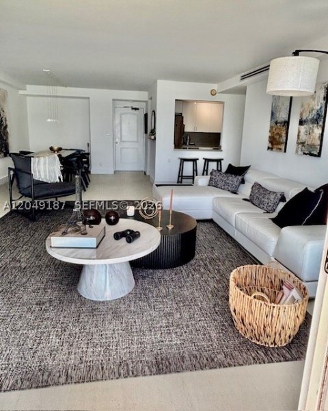 Condo for sale at Arlen House 1906