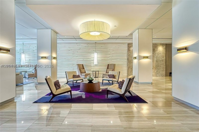 Condo for sale at Arlen House 1906