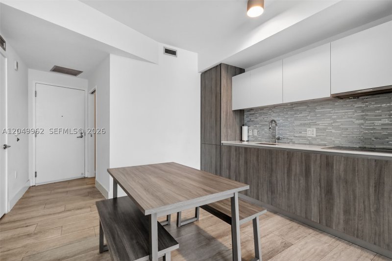 Apartment for rent at Biscayne Beach 1108