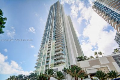 Biscayne Beach Apt #1108